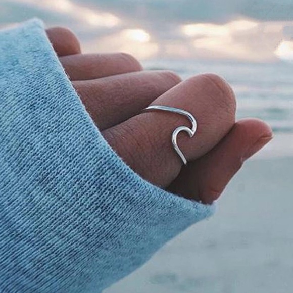 WILA Jewelry - Boho wave ring silver beach swim ocean dainty